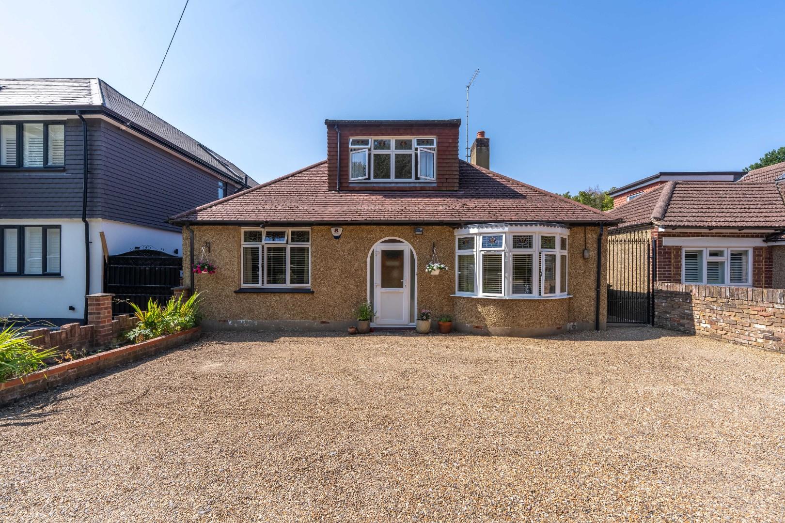Ashford Road, Laleham